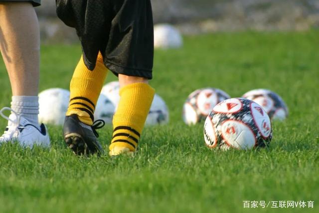 中国男篮世预赛首战奏凯，杨瀚森表现出色
